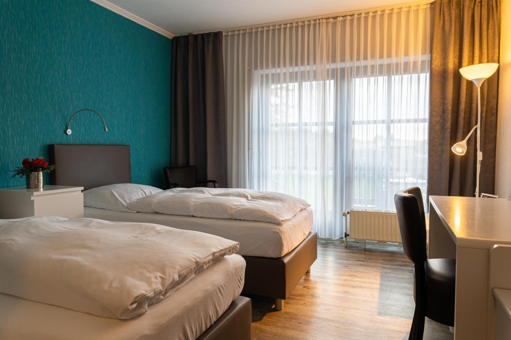 Vareler Brauhaus-Hotel Varel Dangast Bagian luar foto