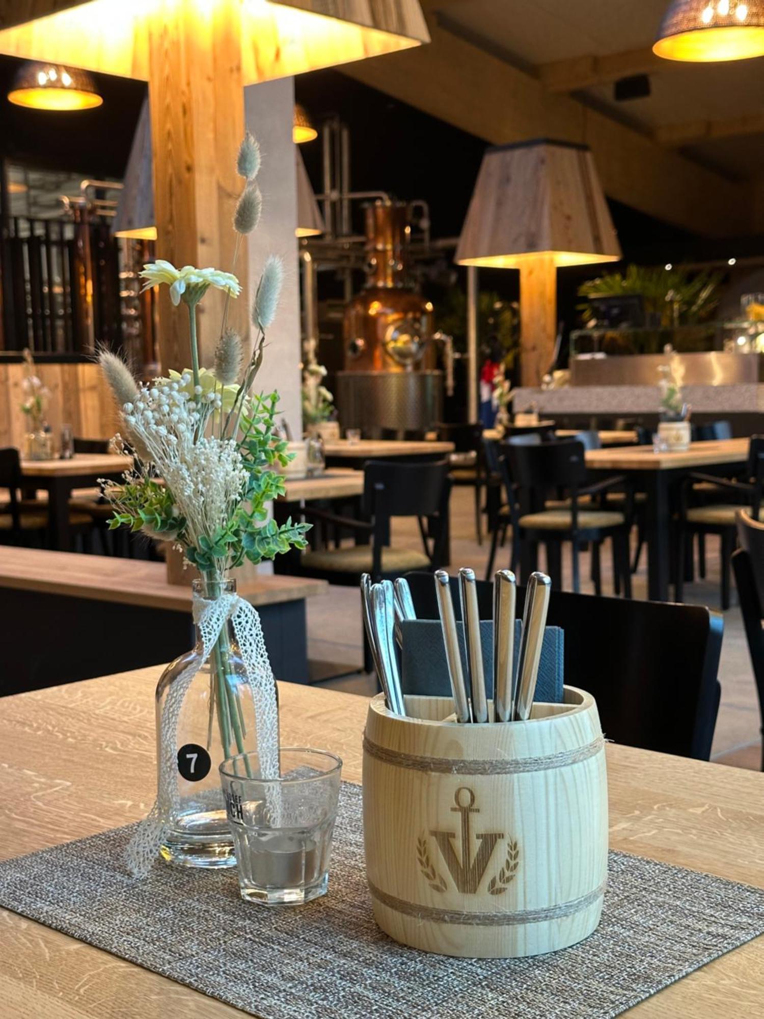 Vareler Brauhaus-Hotel Varel Dangast Bagian luar foto