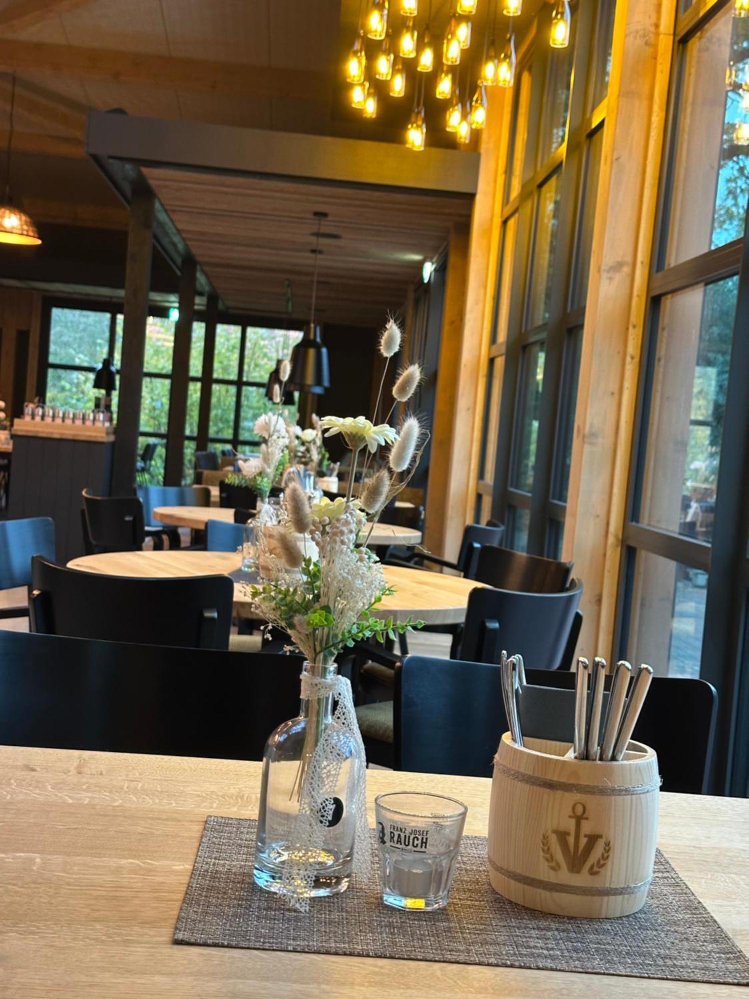 Vareler Brauhaus-Hotel Varel Dangast Bagian luar foto